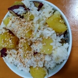 白だしだけで簡単！さつま芋ご飯